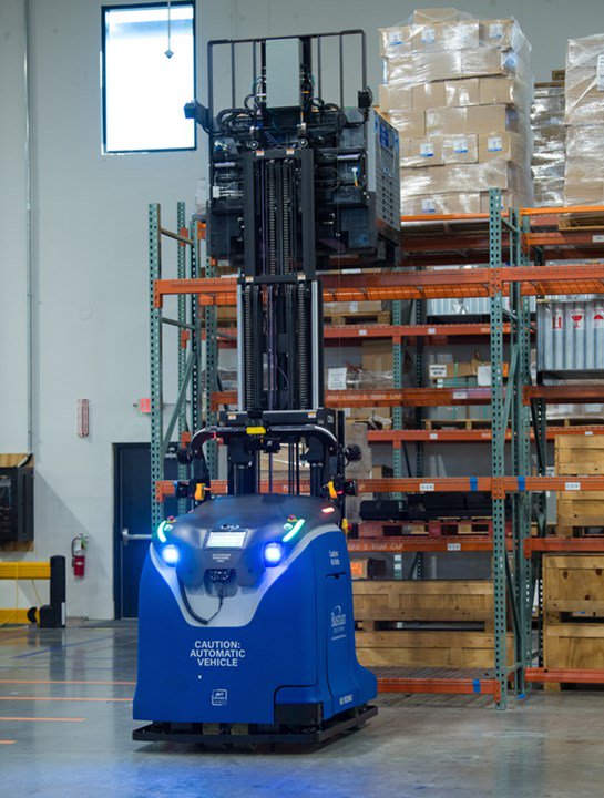 20230914-CB18-automated-forklift-AGF-reach