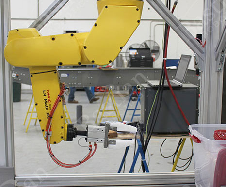 Case packing with robotic equipment